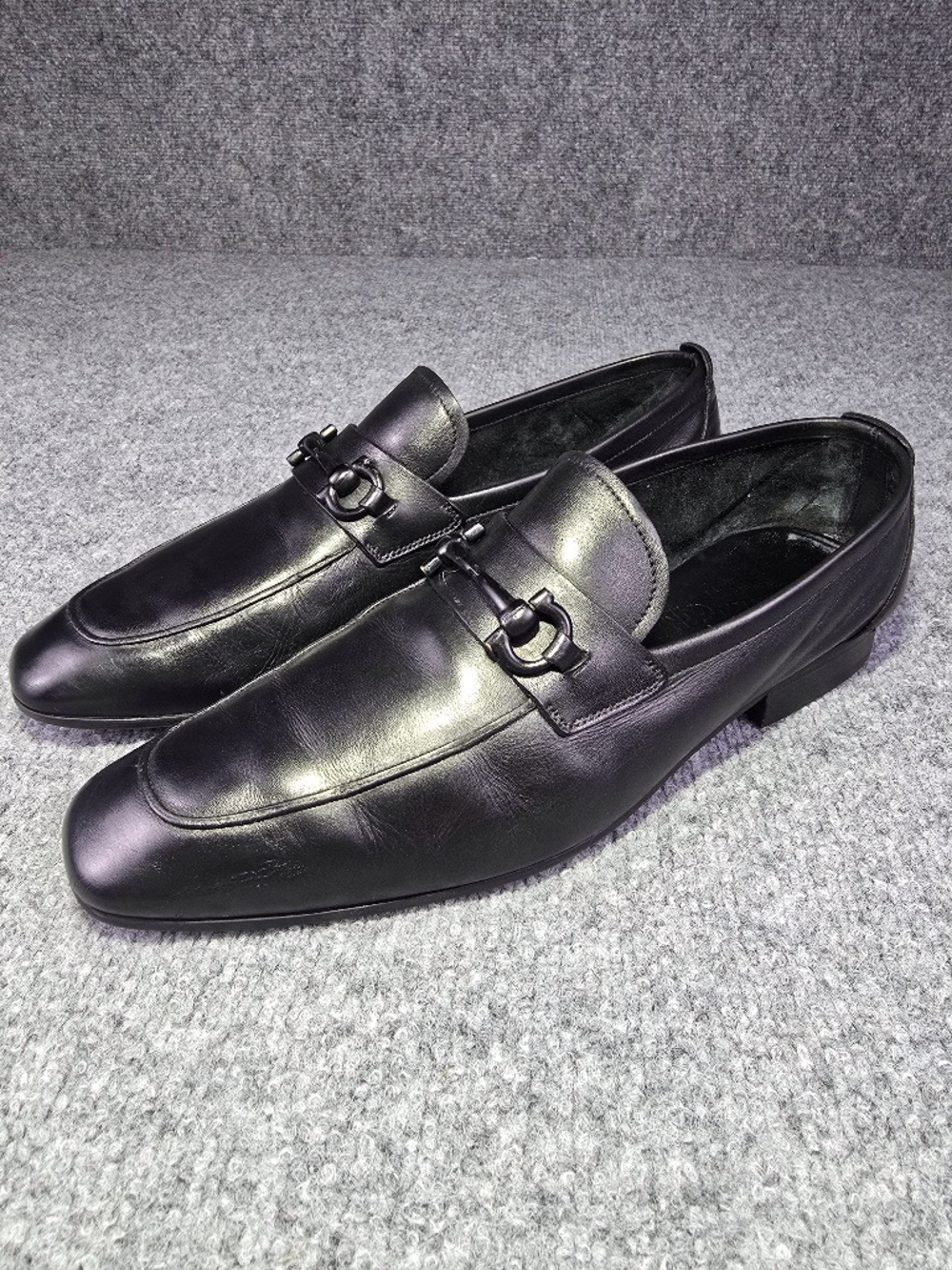 Salvatore Ferragamo Black Leather Gancini Bit Loafers - Size 9.5 D